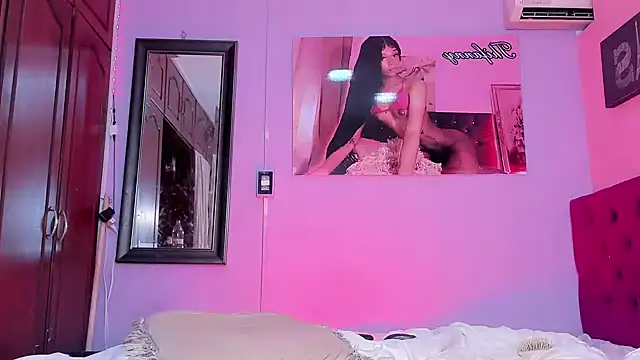 thifanny black online show from 26, 2, 2025