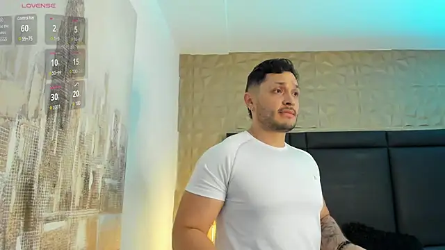 Snapshot of JossAckland chatting on 15, 1, 2025 JossAckland online show from 15, 1, 2025