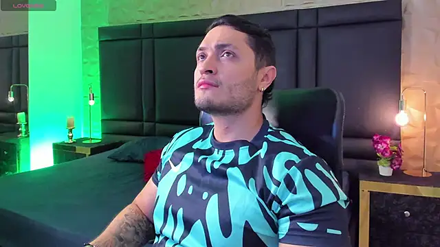 Snapshot of JossAckland chatting on 14, 3, 2025 JossAckland online show from 14, 3, 2025