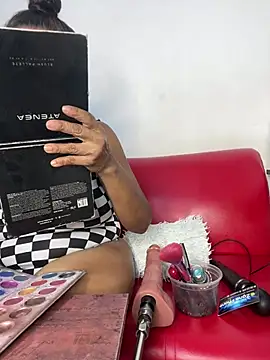 chiquimaturesexy online show from 17, 7, 2026