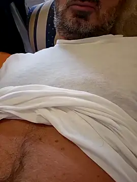 1talianBeutifulCock online show from 10, 9, 2025