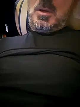 1talianBeutifulCock online show from 13, 11, 2025