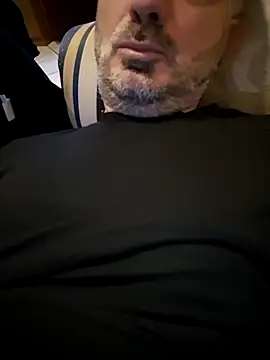 1talianBeutifulCock online show from 5, 12, 2025