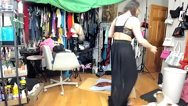 jessy0504 online show from 2, 4, 2026