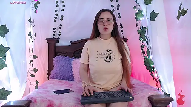 Snapshot of centaurigirl chatting on 10, 2, 2025 centaurigirl online show from 10, 2, 2025