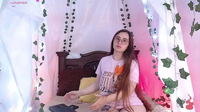 Snapshot of centaurigirl chatting on 24, 2, 2025 centaurigirl online show from 24, 2, 2025