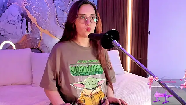 Snapshot of centaurigirl chatting on 15, 9, 2025 centaurigirl online show from 15, 9, 2025