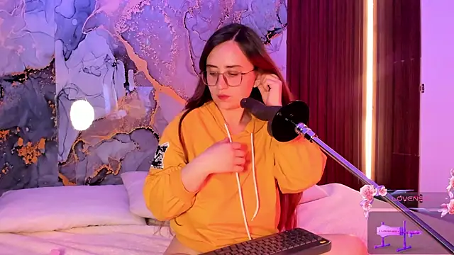 Snapshot of centaurigirl chatting on 21, 9, 2025 centaurigirl online show from 21, 9, 2025