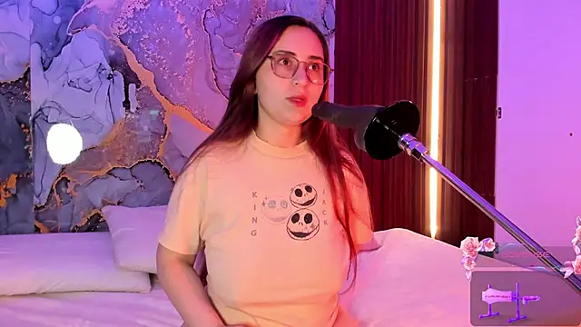 Snapshot of centaurigirl chatting on 23, 9, 2025 centaurigirl online show from 23, 9, 2025