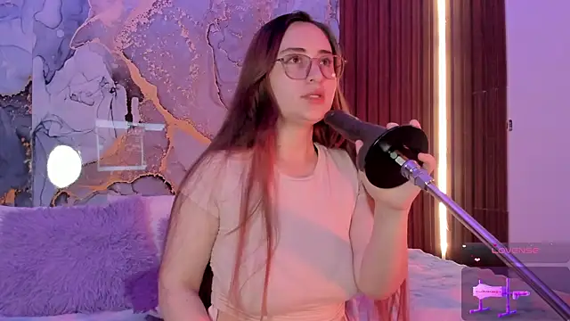 Snapshot of centaurigirl chatting on 28, 10, 2025 centaurigirl online show from 28, 10, 2025