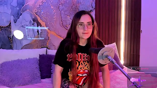 Snapshot of centaurigirl chatting on 9, 11, 2025 centaurigirl online show from 9, 11, 2025