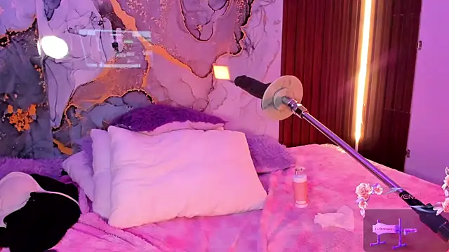 Snapshot of centaurigirl chatting on 23, 11, 2025 centaurigirl online show from 23, 11, 2025