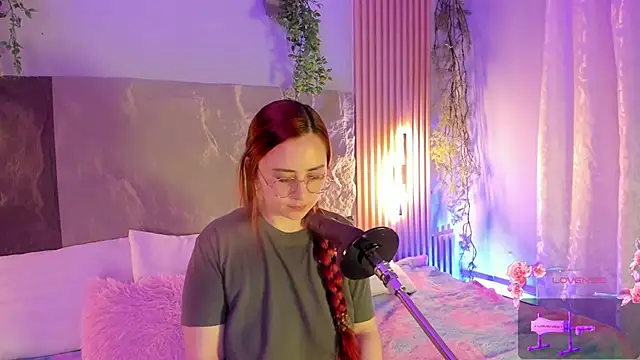 centaurigirl online show from 7, 2, 2026