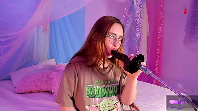 centaurigirl online show from 22, 4, 2026