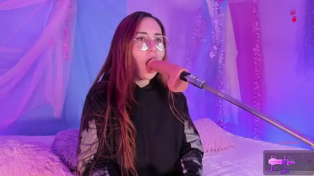 centaurigirl online show from 29, 4, 2026