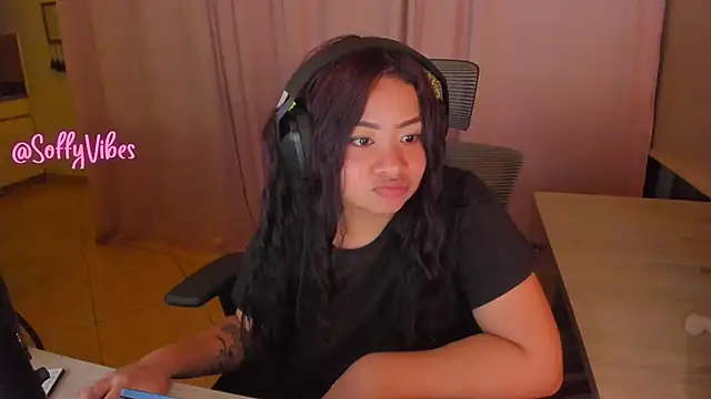 Snapshot of soffyvibes- chatting on 19, 3, 2025 soffyvibes- online show from 19, 3, 2025