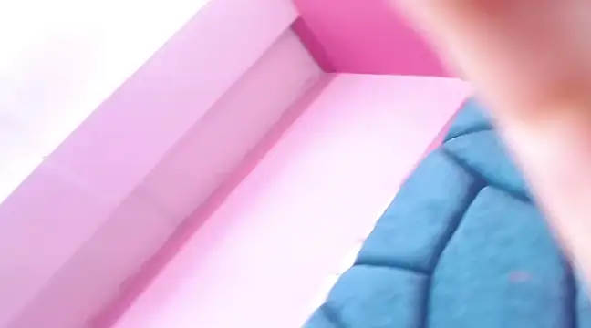 Paris Squirt  online show from 17, 2, 2025