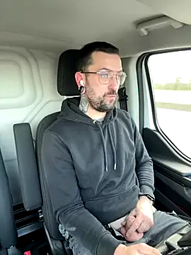 Snapshot of _Haptic_ chatting on 2, 12, 2024 Haptic online show from 2, 12, 2024