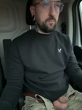 Snapshot of _Haptic_ chatting on 12, 12, 2024 Haptic online show from 12, 12, 2024