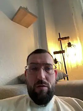 Snapshot of _Haptic_ chatting on 10, 1, 2025 Haptic online show from 10, 1, 2025