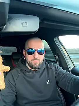 Snapshot of _Haptic_ chatting on 19, 1, 2026 Haptic online show from 19, 1, 2026