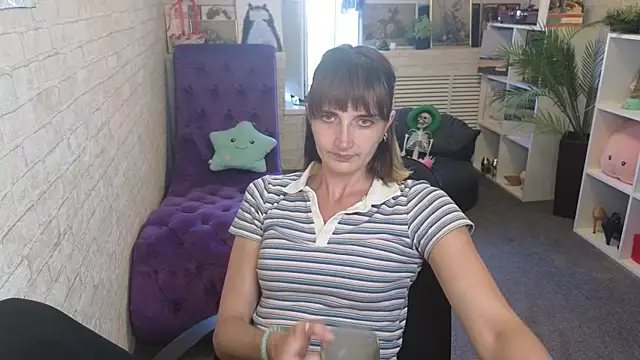Nika Kitten online show from 11, 6, 2026