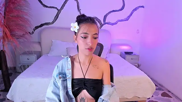 AlliceRosero online show from 2, 10, 2025