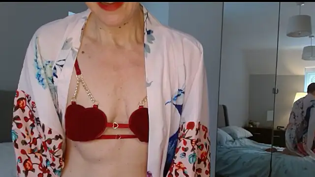 ELEGANT-ARIA36 online show from 14, 2, 2025