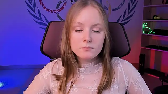 VivienLeeigh online show from 6, 2, 2025