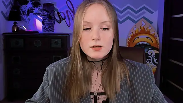 VivienLeeigh online show from 23, 2, 2025