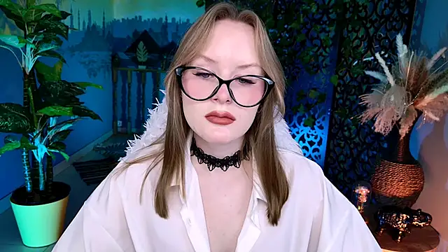 VivienLeeigh online show from 27, 6, 2026