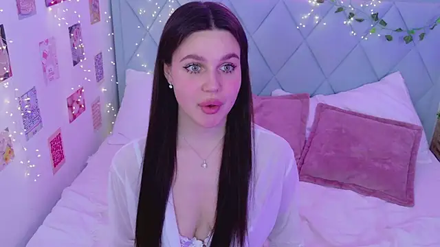 Snapshot of RihannaRose chatting on 16, 3, 2025 RihannaRose online show from 16, 3, 2025