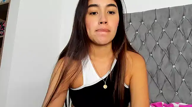 AriaMontgomery online show from 17, 12, 2024