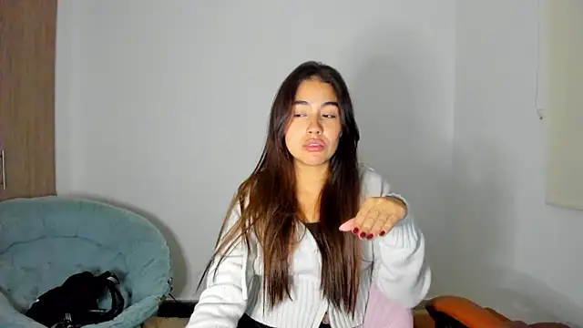 AriaMontgomery online show from 19, 2, 2025