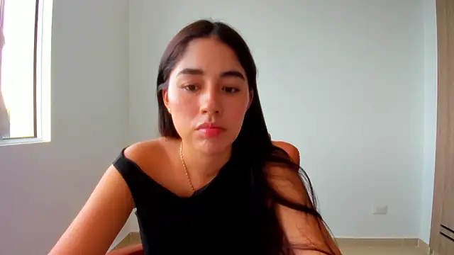 AriaMontgomery online show from 2, 6, 2026