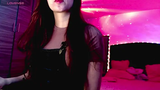 holy juli online show from 14, 11, 2025