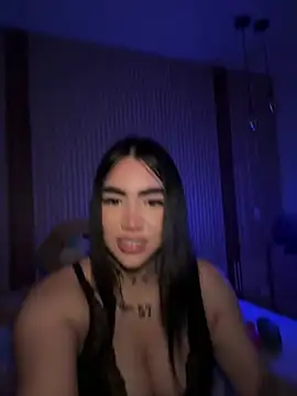 Snapshot of Nickiiiii chatting on 6, 2, 2026 Nickiiiii online show from 6, 2, 2026