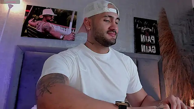 JeanColleman online show from 8, 10, 2025