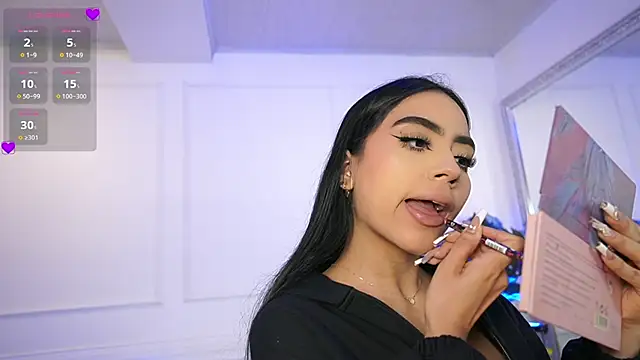 elasummer online show from 30, 1, 2025