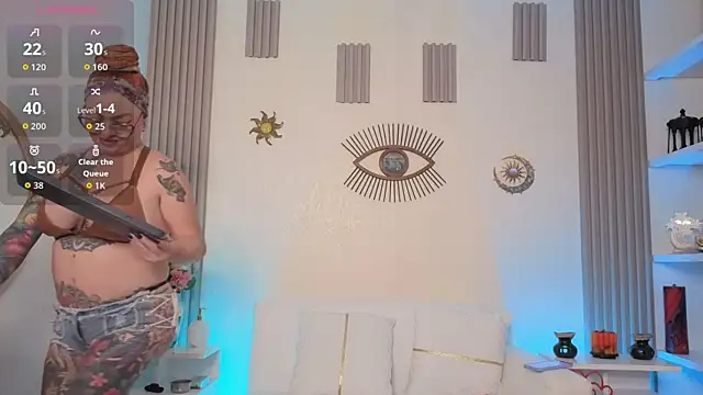 EMILY ROUSSE71 online show from 25, 6, 2026