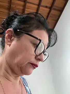 Sharongirl07 online show from 27, 4, 2026