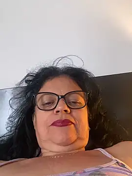 Sharongirl07 online show from 7, 6, 2026