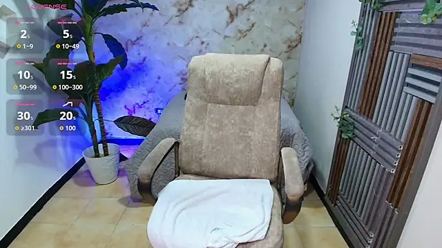 jennaa milf  online show from 7, 2, 2026