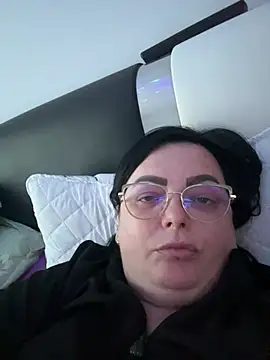 Amandamuller1982 online show from 13, 1, 2025