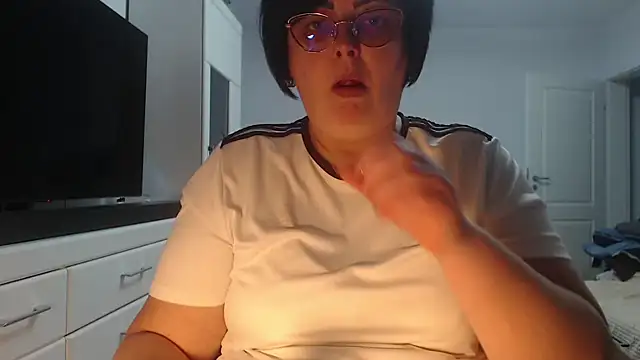 Amandamuller1982 online show from 21, 4, 2026