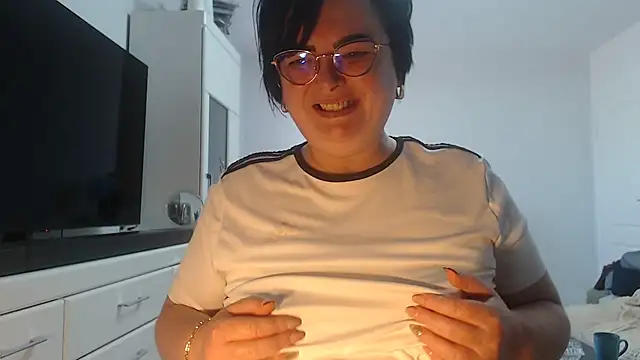 Amandamuller1982 online show from 23, 4, 2026