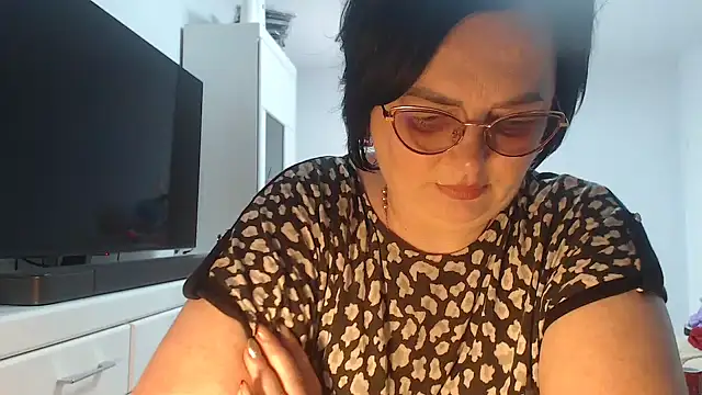 Amandamuller1982 online show from 7, 6, 2026