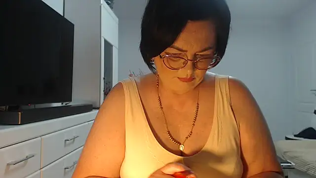 Amandamuller1982 online show from 10, 6, 2026