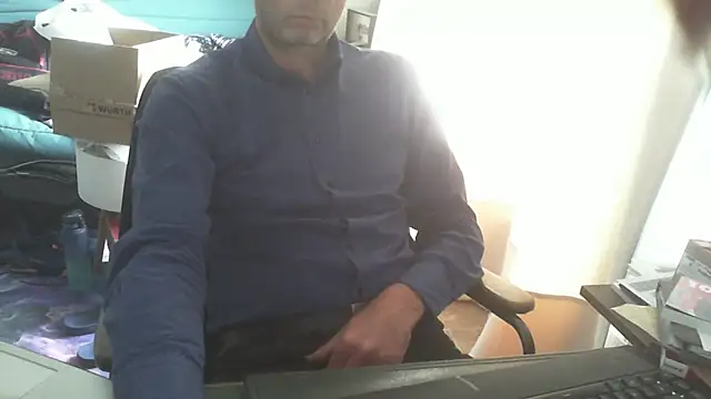 shyfrenchcock1 online show from 30, 4, 2026