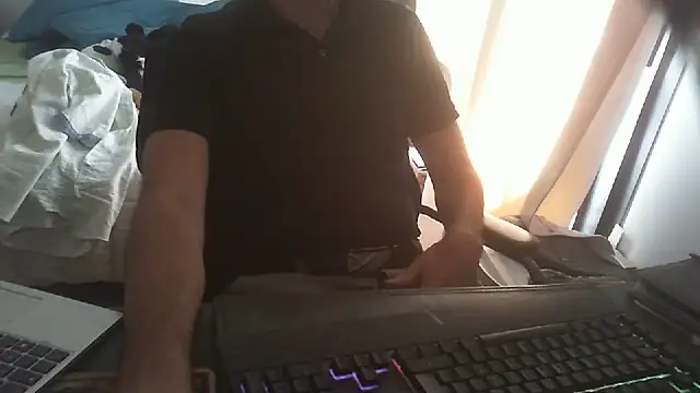 Snapshot of shyfrenchcock1 chatting on 27, 7, 2026 shyfrenchcock1 online show from 27, 7, 2026